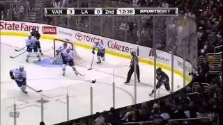 Vancouver Canucks @ Los Angeles Kings Highlights 11/10/11