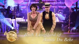 Ruth Langsford and Anton Du Beke Charleston to 'The Charleston' - Strictly Come Dancing 2017