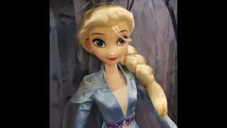 Поющая кукла принцесса Эльза из мультфильма Холодное сердце 2 Дисней, Elsa Frozen 2 Disney, обзор