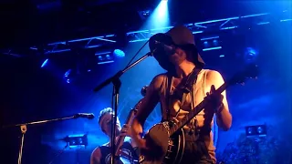 steve 'n' seagulls BBC 21 nov 2017