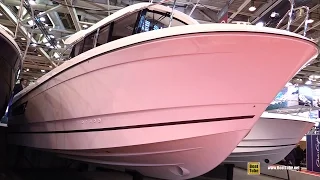 2016 Jeanneau Merry Fisher 855 Marlin Motor Boat - Walkaround - 2015 Salon Nautique de Paris