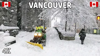 🇨🇦 【4K】❄️❄️❄️ EXTREME SNOWSTORM in Downtown Vancouver BC, Canada 2024.