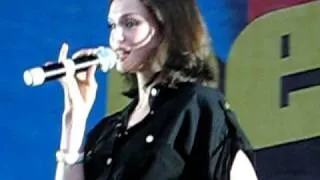 Sophie Ellis-Bextor - Me And My Imagination (Live 1)