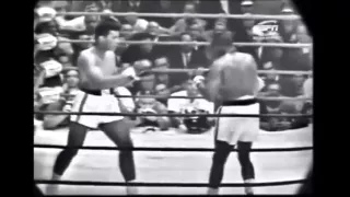 || Sonny Liston vs Cassius Clay | 2/25/1964 | Blow For Blow ||