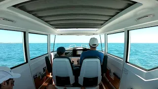 Axopar 28 Cabin