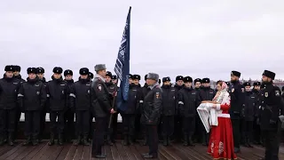 В Нижнем Новгороде полицейские приняли эстафету передачи флага в честь 100-летнего юбилея УУП