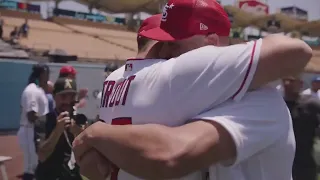 Mike Trout and Shohei Ohtani reunite with former teammate Albert Pujols!!