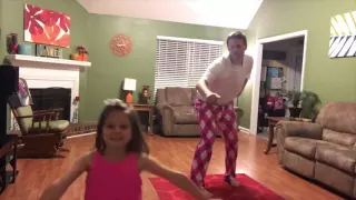 Зажигательный танец отца и дочки