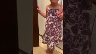 Mom Pranks Daughter With Fake Poop who Licks it to see if it's Chocolate - 1114855