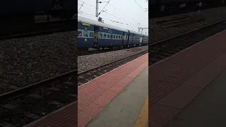 12679 Mas- Cbe Intercity Express crossing Vysarpadi Jeeva station