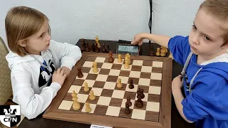 Alice (1702) vs Tweedledum (1456). Chess Fight Night. CFN. Blitz