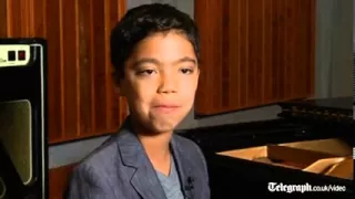 Child piano playing prodigy sets new Guinness record