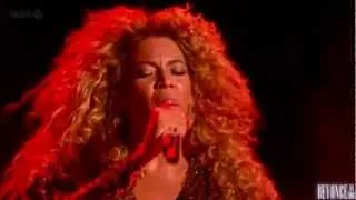 Beyoncé performs "1+1" live at Glastonbury (HD 720p)