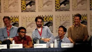 Donald G. (Troy) and Danny P. (Abed) sing to end Community Panel at Comic-Con, SDCC 2010