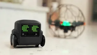 You Need This Robot For Christmas!