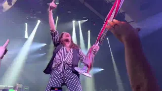 Aerosmith - Sweet Emotion live from Las Vegas