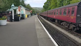 Class 37 37403 Isle of Mull arrives Grosmont on the 17:30 from Whitby