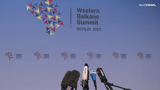 Balkan-Gipfel startet in Berlin: Minister:innen treten vor die Presse (Doorsteps)