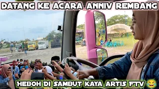 GHINA DI SAMBUT HANGAT SAAT MASUK LOKASI ACARA ....