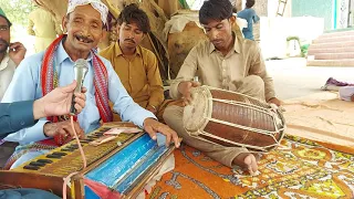 Faqeer Yousif Blind singer at Kasibo near karoonjhar nanger Parker, Recorded by Younis Bakaari