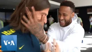 Neymar Visits Brazil National Team