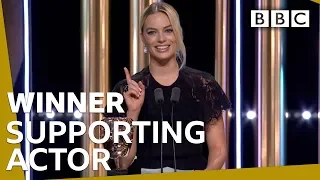 Margot Robbie accepts Brad Pitt's Supporting Actor BAFTA 2020 🏆 - BBC