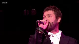 Kasabian - eez-eh (Reading Festival 2017) [03/18]