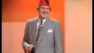 Tommy Cooper - Magic Comedy