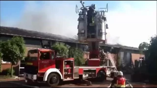 Produktionshalle brennt vollständig nieder