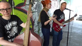 PETER AND THE BOOM BOOM ORCHESTRA feat. CAITLIN CRACKER  "Fame and Fortune" (Elvis Presley Cover)