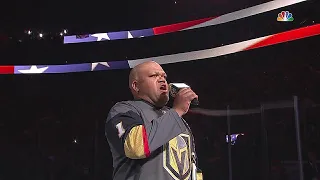 WSH@VGK, Gm1: Johnson sings 'The Star-Spangled Banner'