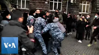 Police Arrest Dozens of Anti-Government Protesters in Armenia