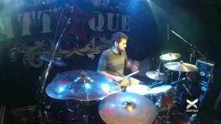 ATTAQUE 77 - Solo covers! 27/7/2012 - My hero (Foo fighters)