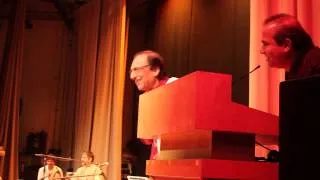 Ustad Ghulam Ali Khan introduced by Suresh Wadkar Heart Touching moment