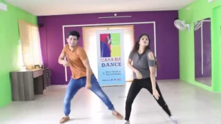 Best Bollywood Dance Cover Song - Baby Ko Base Pasand He