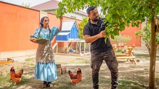 Stuffed with mulberry leaves, an unusual dinner for the whole family. Life in the village