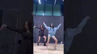 sowon and yuju Dalala challenge 😍 #gfriend #sowon #yuju