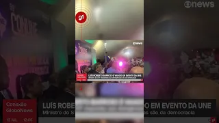 Barroso é vaiado em evento da UNE em Brasília #shorts