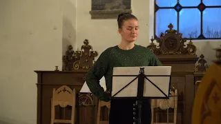 Ave Maria, Schubert - performed by Dafne Nielsen