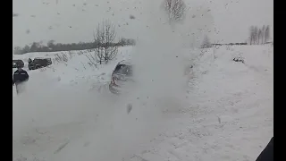 Застрять в сугробе любой ценой! СНЕЖНАЯ ГОРА ПРОТИВ ВСЕХ!