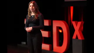 Silence, please. | Zoe Garellek | TEDxVille Marie ED