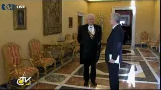 inside the apostolic palace - pope benedict meets mario monti (2)