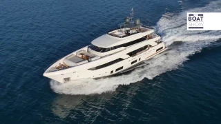 [ITA] FERRETTI Custom Line NAVETTA 37 - Prova e Interni - The Boat Show