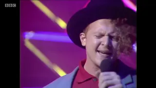 Simply Red - Holding Back The Years