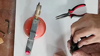 تصليح نابض دباسة (فردالخرزات) fixing a staple gun spring