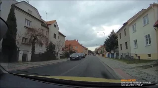 Řidičský antitalent v autoškole. A s vysvětlujícími poznámkami...