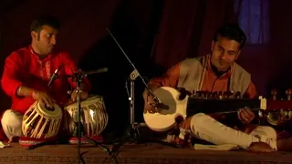 SougataRoyChowdhury+DebajyotiSanyal_Raga:Jhinjhoti Concert@GUIT'ARPEGES,Tarbes,FRANCE 10thJune2009