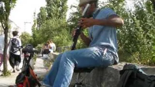 "Sunny Day" Beatjazz live-looping in Maurer Park Berlin Germany