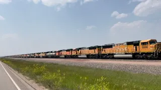 1.25 Miles of BNSF Locomotives