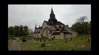 Varnhem klosterruin - en medeltida klosterruin från 1100-talet.